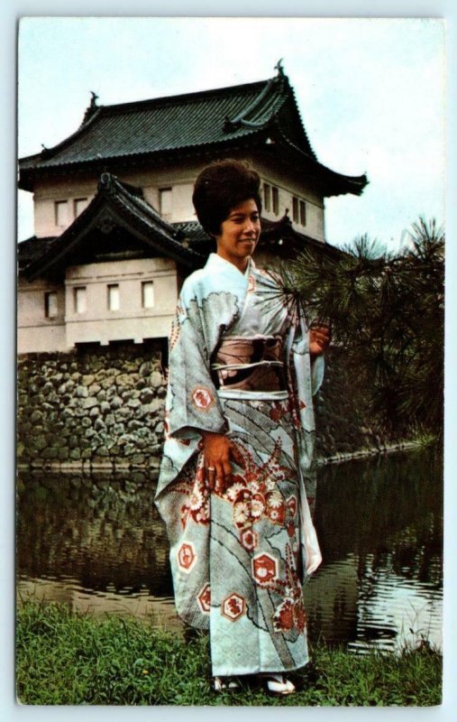 QANTAS AIRLINES Advertising JAPAN IMPERIAL PALACE Traditional Japanese  Postcard