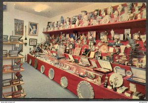 p1068 - Portugal Postcard 1970s Benfica Lisboa TROPHY ROOM. Soccer Football