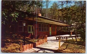 Postcard - Winsborough Building - Montreat, North Carolina