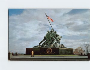 Postcard U. S. Marine Corps War Memorial, Arlington, Virginia