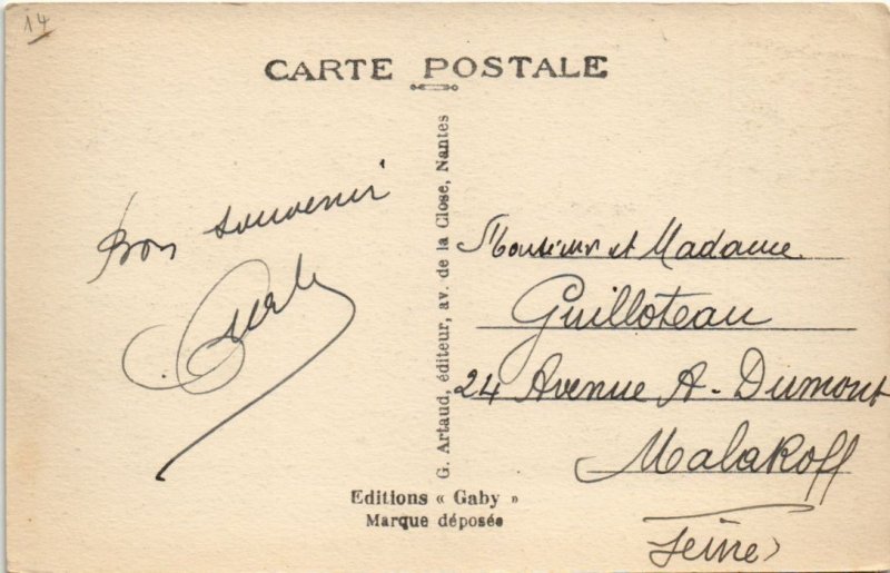 CPA ARROMANCHES Une Echappee sur le Clocher (1250144)