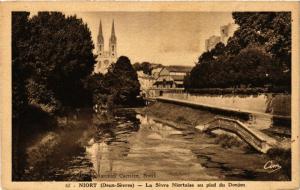 CPA NIORT - La Sevre NIORTaise au pied du Donjon (472406)