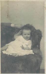 Children portraits early photo postcards x 5