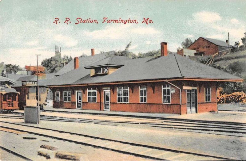 Farmington Maine Train Station Vintage Postcard AA29966