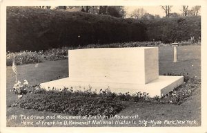 Grave, Monument Franklin D Roosevelt real photo - Hyde Park, New York NY  