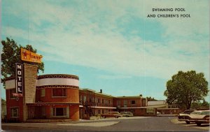 Swimming Pool and Children's Pool Chief Illini Motel Urbana IL Postcard PC483