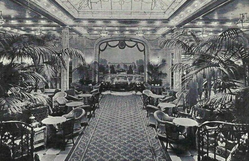 CE-470 SS Imperator Ritz Grill Room Verandah Cafe White Bdr Postcard Interior