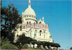 Modern Postcard Paris Basilica of Sacre Coeur in Montmartre