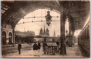 Dijon- Hall De La Gare De Dijon Ville France Transit Station Postcard