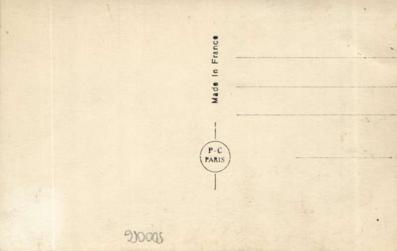 PC CPA RISQUE NUDE LADY READING IN A NEGLIGEE, REAL PHOTO POSTCARD (b6571)