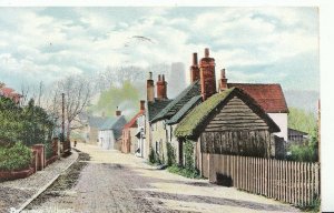 Sussex Postcard - Bramber Village - Showing Cottages - Ref DR957