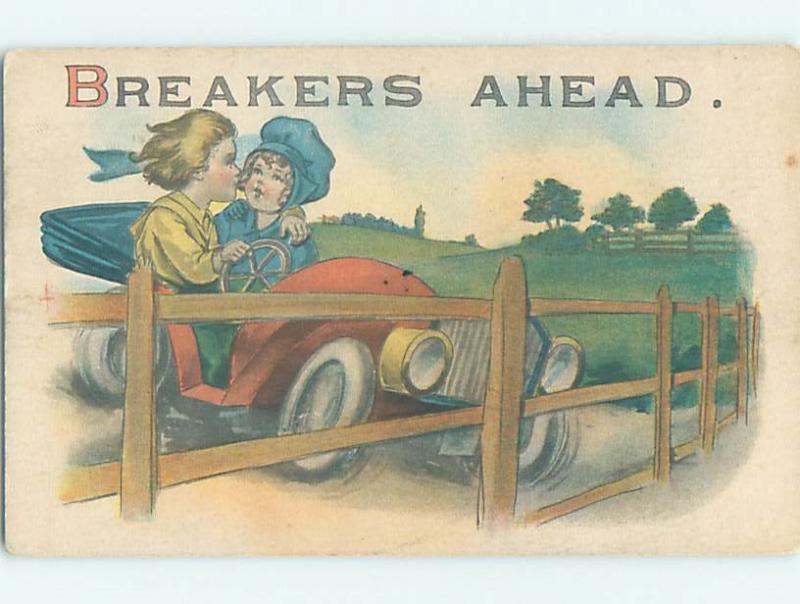 Pre-Linen GIRL AND BOY WATCH EACH OTHER BEFORE CAR CRASHES HL2499