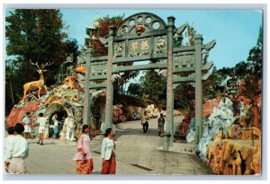 Singapore Postcard Haw Par Villa Lovely Scenes in Fabulous Villa 1956