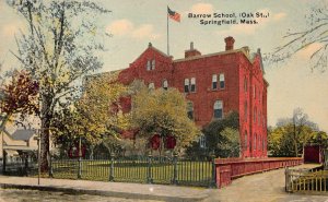 BARROW SCHOOL OAK STREET SPRINGFIELD MASSACHUSETTS POSTCARD (c. 1910)