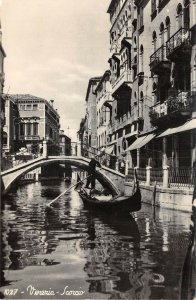 Lot 55 venezia venice italy scorcio  gondola real photo boat