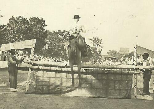 Nashua IOWA RPPC 1912 TRAINED HORSE ACT Big 4 Fair MAKING JUMP nr Charles City  