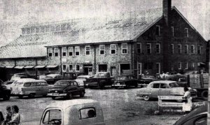 Denton, Maryland - The Caroline Sales Co. - Barn & Farmer's Market - 1950s