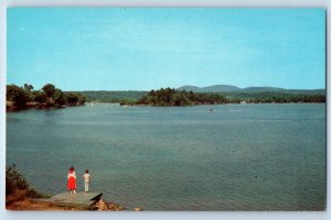 1960 New Hampshire Postcard Lake Winnisquam Pleasant Water Belknap Mountain Area