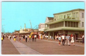 1950's WILDWOOD BOARDWALK SOUTH OF MAGNOLIA AVE RESTAURANT SKILO CHROME POSTCAR