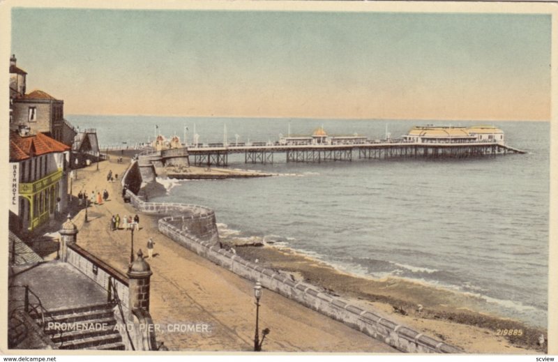 CROMER , Norfolk , England , 00-10s ; Promenade & Pier