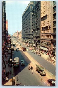 c1950's Downtown State Street Busiest City Crowd Cars Chicago Illinois Postcard