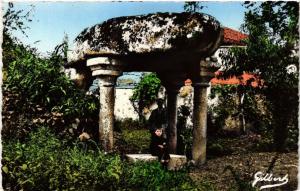 CPA St-GERMAIN de CONFOLENS (Chle) - Le Dolmen (519175)