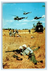 c1960s Vertical Envelopment Helicopters, Long Guns, Quantico VA Postcard