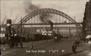 Newcastle-on-Tyne England New Tyne Bridge Steamship Vintage RPPC Postcard