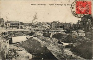 CPA guerre ROYE Place d'Armes (19383)