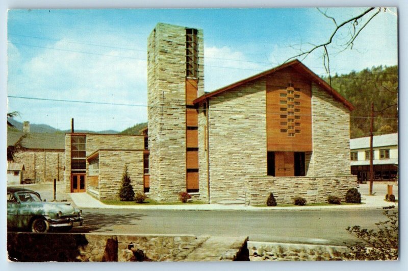 Gatlinburg Tennessee Postcard First Baptist Church Heart Smokies c1960 Vintage