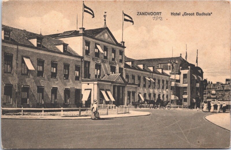 Netherlands Zandvoort Hotel Groot Badhuis  Vintage Postcard 09.35