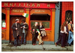Postcard UK Ireland - Holy Hour - Outside Mulligan's bar