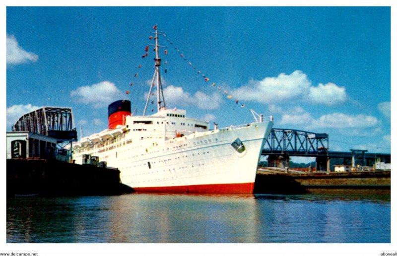 S.S. Caronia  , in the Panama Canal