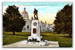 Soldier Monument Parliament Buildings Victoria BC Canada UNP DB Postcard B19