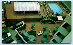 TORONTO, ONTARIO Canada ~ Pool & Patio SEAWAY TOWERS MOTOR HOTEL Motel  Postcard
