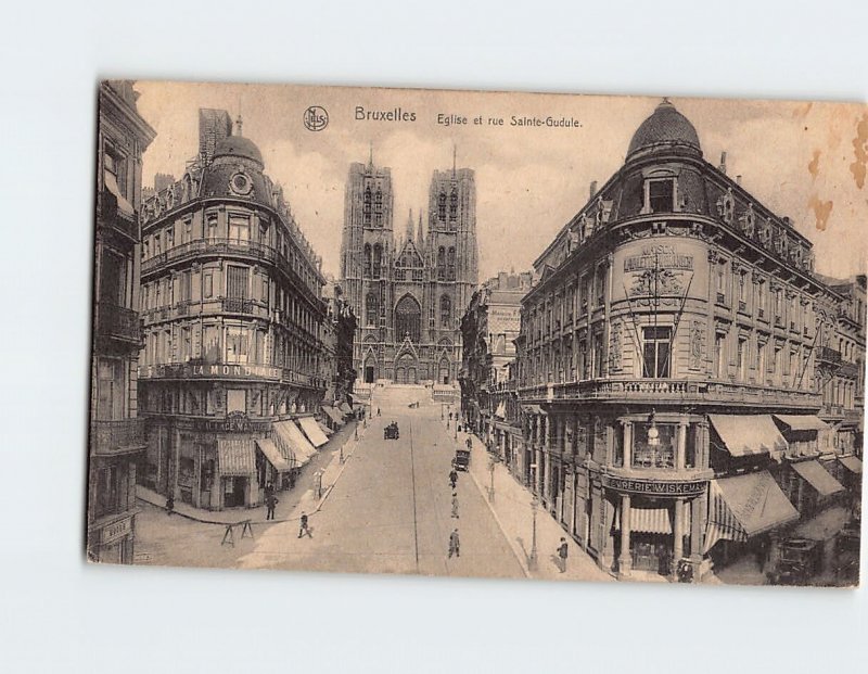 Postcard Eglise et rue Sainte-Gudule, Brussels, Belgium