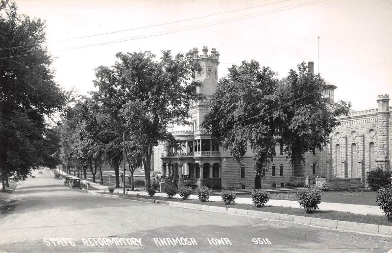 Anamosa Iowa State Reformatory, Exterior, Real Photo Vintage Postcard U9576