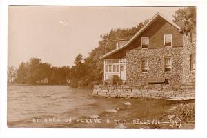 Real Photo, Au Bord du Fleuve a Bellevue,  Quebec