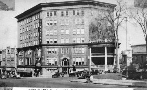 Malone, New York - Hotel Flanagan Home of the Parakeet Room - in c1930