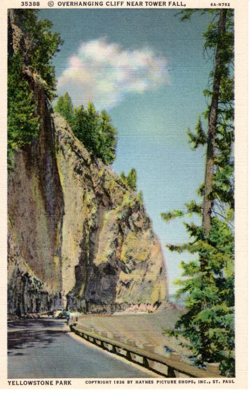 YELLOWSTONE NATIONAL PARK.  Haynes Linen Series. 35388.