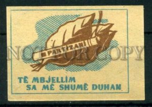 500431 HUNGARU Partizani cigarettes ADVERTISING match label