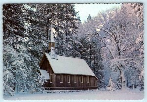 YOSEMITE NATIONAL PARK ~ Snowy Quaint YOSEMITE CHAPEL c1970s ~ 4x6 Postcard