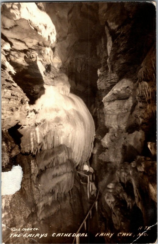 RPPC Fairy's Cathedral, Fairy Cave MO Vintage Postcard N30