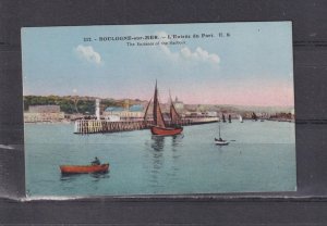 FRANCE, BOULOGNE SUR MER, ENTRY TO THE PORT, c1920 ppc., unused.