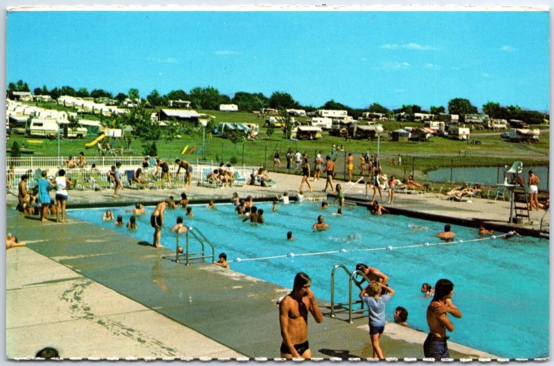 VINTAGE POSTCARD DARIEN LAKE FUN COUNTRY CAMPING SCENE SWIMMING POOL CORFU N.Y.