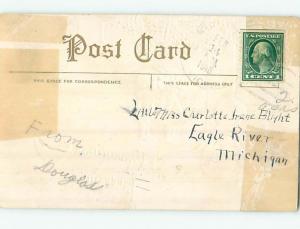 Pre-Linen valentine GIRL AND BOY KISS WHILE OTHER BOY IS LONELY HL1430