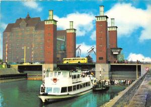 BG33125 duisburg schwanentorbrucke germany   ship bateaux