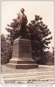 Missouri Hannibal Mark Twain Statue In Riverview Park