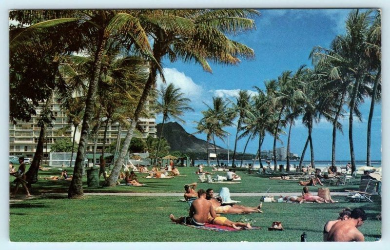 HONOLULU, Hawaii HI  Waikiki Beach FORT DeRUSSY Rest & Recreation 1960s Postcard