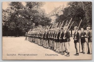 Danske Denmark Danish Military Exercises Scene Soldiers Postcard A43